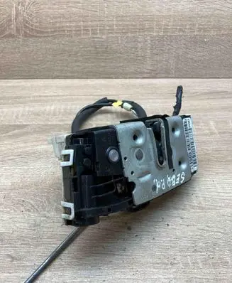 Chrysler Sebring (JS) Front door lock 04589440 P04589440AG