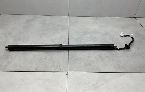 Nissan X-Trail T32 Tailgate/trunk strut/damper 905614CL0A