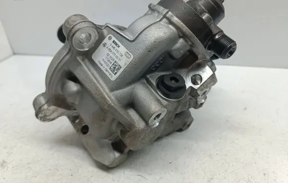 Fuel injection high pressure pump