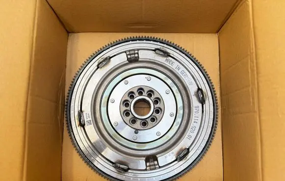 Porsche Panamera (970) Flywheel 97011402001