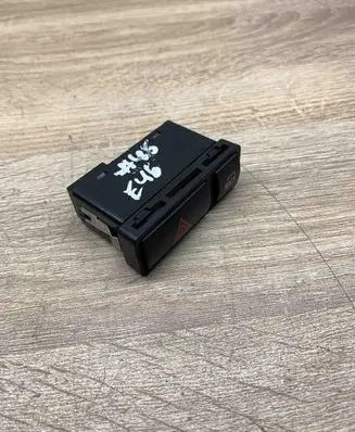 BMW 3 E46 Hazard light switch 8368920 USED