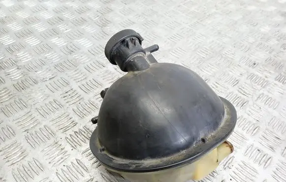 Toyota Corolla Verso E121 Coolant expansion tank/reservoir 