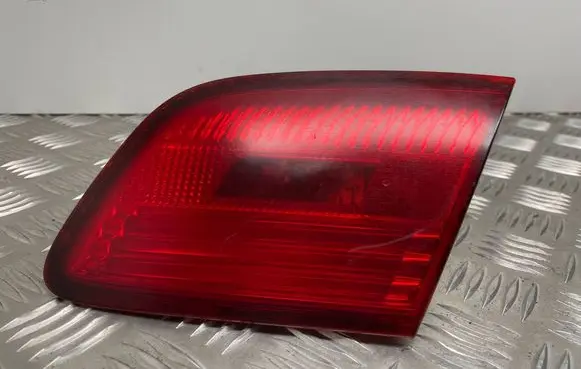 BMW 3 E92 E93 Tailgate rear/tail lights 7162300