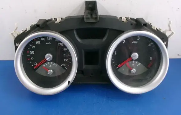 Renault Megane II Speedometer (instrument cluster) 8200399701D