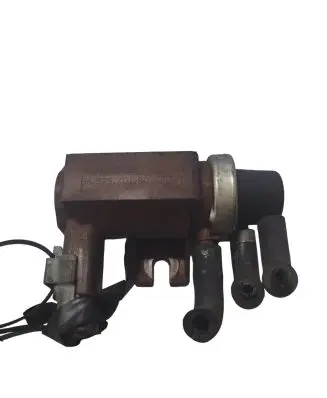 Ford Focus C-MAX Turbo solenoid valve 70096803 9652570180
