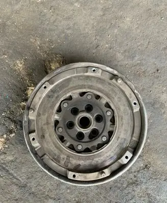 BMW 1 E81 E87 Dual mass flywheel 7594444 7541018