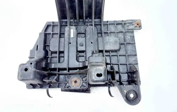 Battery box tray