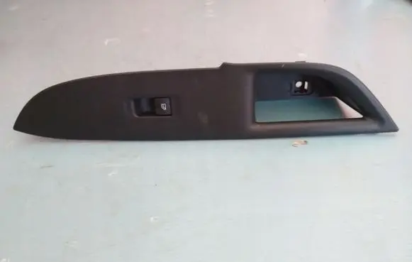 Mitsubishi Outlander Electric window control switch 7221C038ZZ
