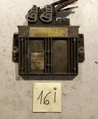 Renault Espace - Grand espace IV Engine control unit/module 8200279458