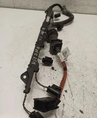 BMW X5 F15 Fuel injector wires 738050704
