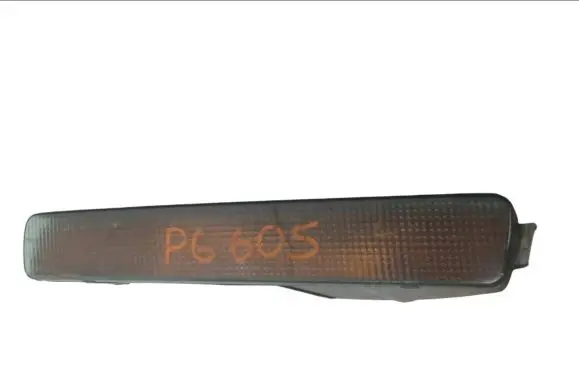 Peugeot 605 Front indicator light 6R0188011 6751237