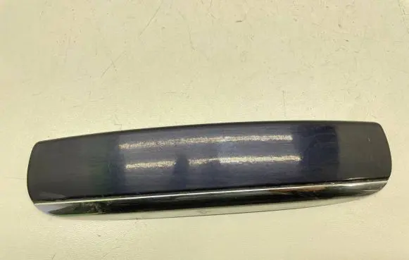 Audi A6 S6 C6 4F Front door handle cover 4F0839239