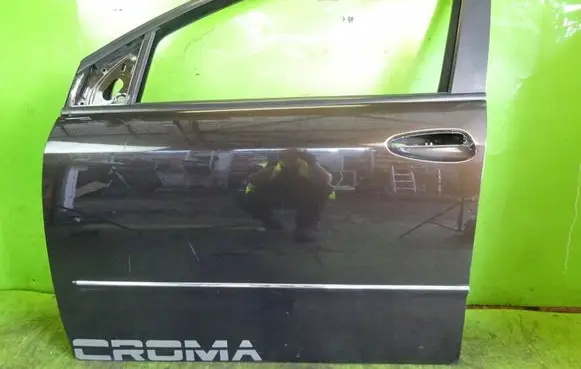 Fiat Croma Front door