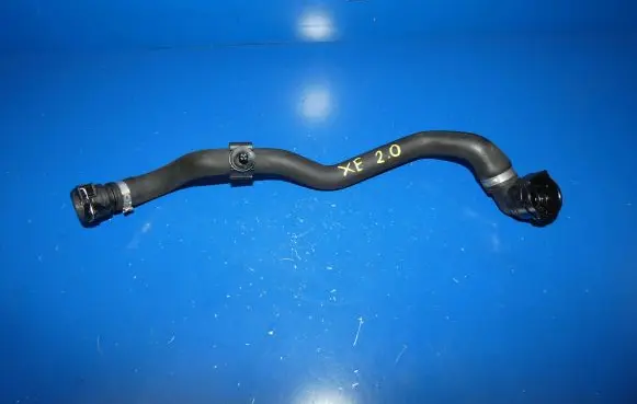 Jaguar XE Engine coolant pipe/hose XF20