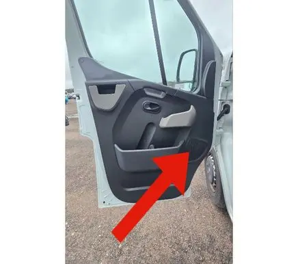 Renault Master III Front door speaker