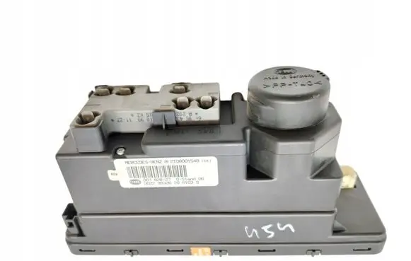 Mercedes-Benz C W202 Central locking vacuum pump 2108001548