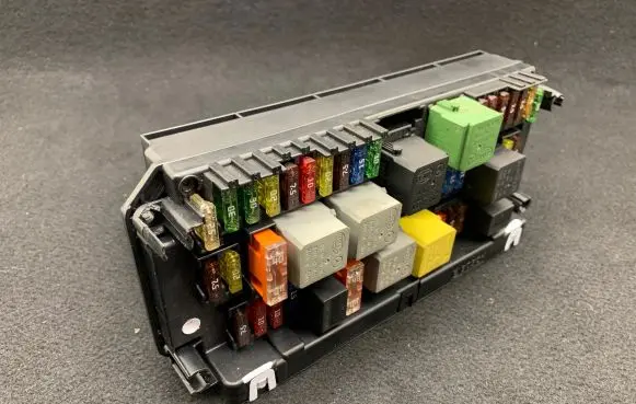 Mercedes-Benz E W212 SAM control unit A2129006012 A2129025405 A2129025505