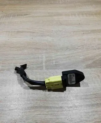 Toyota Corolla Verso AR10 Airbag deployment crash/impact sensor 8983105010
