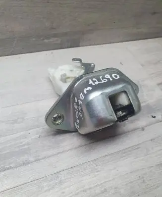 Subaru Forester SH Loading door lock 
