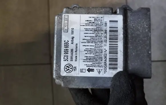 Volkswagen Golf VI Airbag control unit/module 5C0959655C 5WK44285