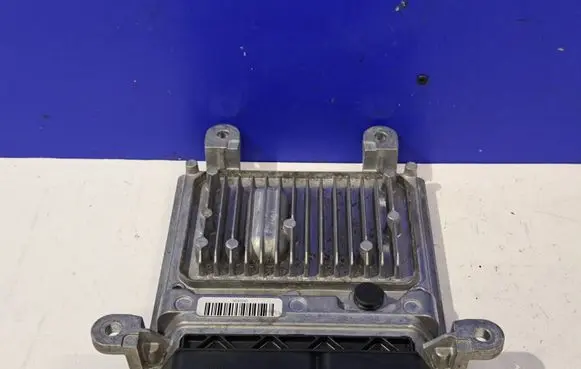 Mercedes-Benz E W212 Engine control unit/module A6519009102