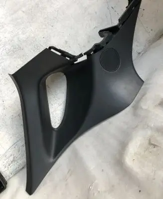 Mazda CX-30 (D)pillar trim (top) Dfr768260