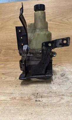 Power steering pump
