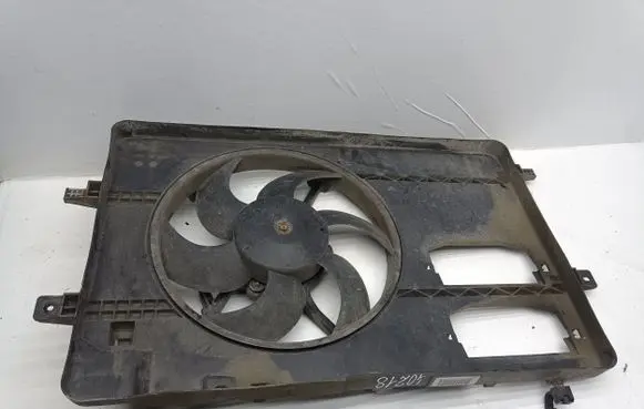 Mitsubishi Colt CZ3 Radiator cooling fan shroud