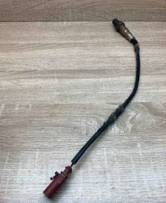 Volkswagen Golf IV Lambda probe sensor 06A906262 0258006700
