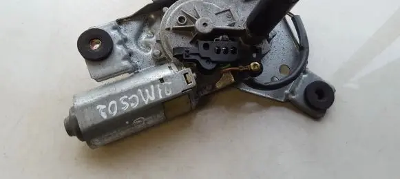 Mitsubishi Carisma Rear window wiper motor 0390206517