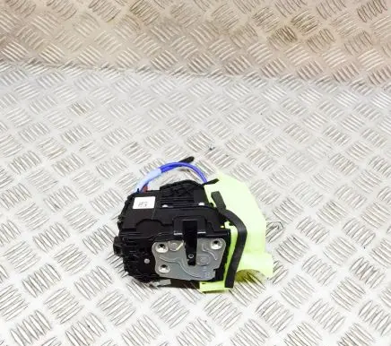 KIA Sportage Front door lock 81320R2020