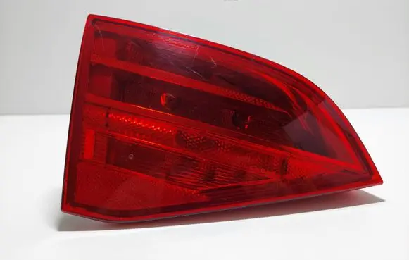 Audi A4 S4 B8 8K Tailgate rear/tail lights 8K9945093