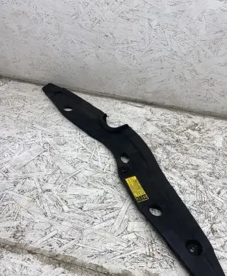 Toyota Prius (XW30) Radiator trim 5328947030
