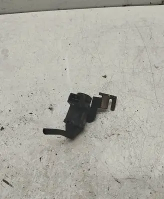 Volkswagen PASSAT B6 Turbo solenoid valve 1J0906283A