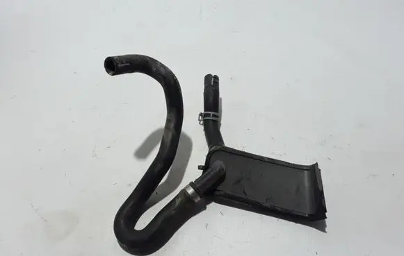 Volvo XC60 Engine coolant pipe/hose 31338297