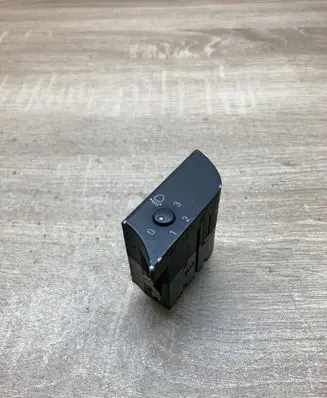 Audi A4 S4 B6 8E 8H Headlight level height control switch 8E1919094