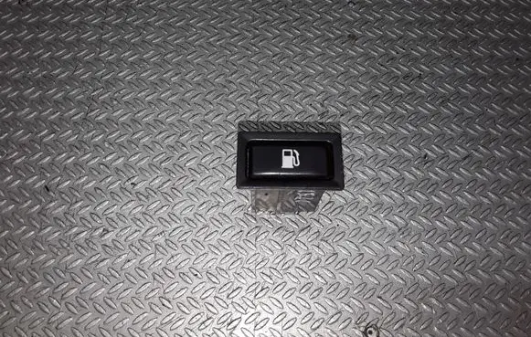 Toyota Avensis T250 Fuel tank opening switch 156795