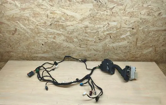 Jeep Grand Cherokee Front door wiring loom P68136767AD