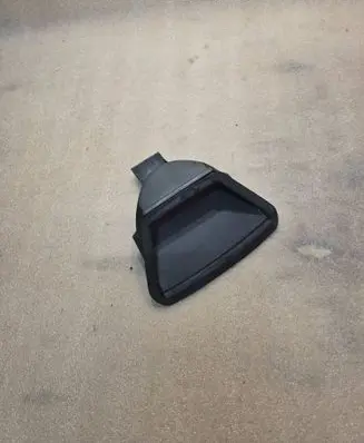 BMW 7 E38 Third/center stoplight 143931