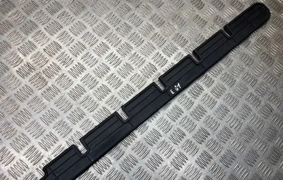 BMW 5 E60 E61 Other trunk/boot trim element 7116739 52107010