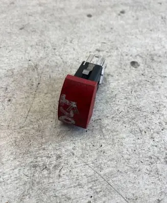 Skoda Octavia Mk2 (1Z) Hazard light switch 1z0553235a