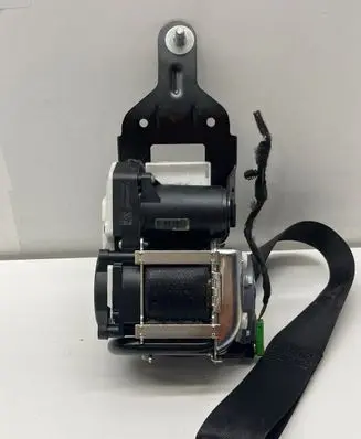 Mercedes-Benz C W204 Front seatbelt 621933200E 00120165573