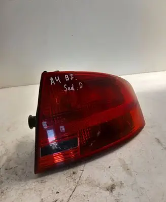 Rear/tail lights