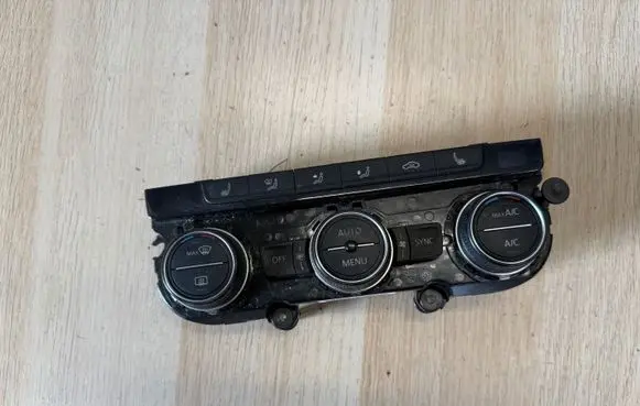 Volkswagen Golf VII Climate control unit 5G0907044CF