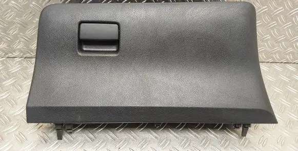 Toyota Yaris Glove box 555500D151 555510D150