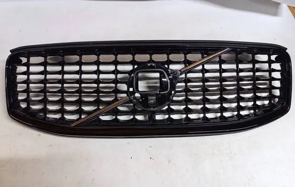 Volvo XC60 Front grill 32133812