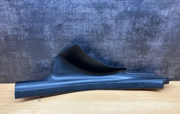 BMW 5 E60 E61 Other sill/pillar trim element 22339910 7025009