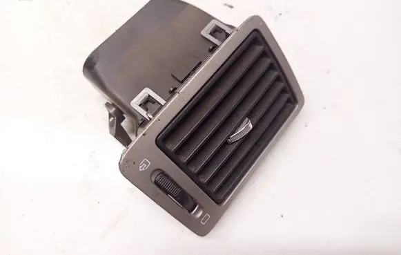 Peugeot 307 Dash center air vent grill 9634499077