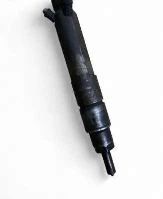 Audi A4 S4 B5 8D Fuel injector 028130201