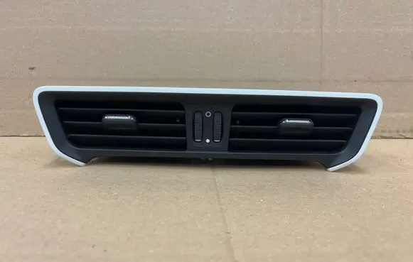 Porsche 911 991 Dash center air vent grill 99155214100